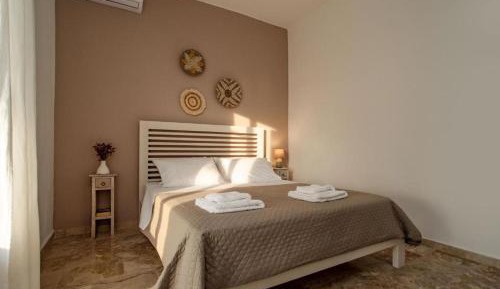 One-Bedroom Apartment with Balcony and Sea View