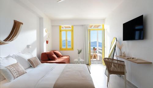Grand Suite 2 with Private Pool and Seaview