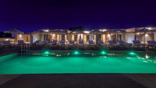 Junior Suite with Private Pool