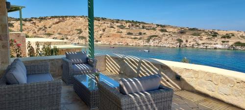 One-Bedroom Apartment with Sea View and Terrace