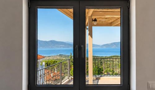 Deluxe Double Room with Balcony and Sea View
