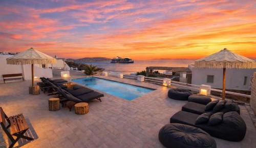 Deluxe Triple Room with Balcony and Sea View