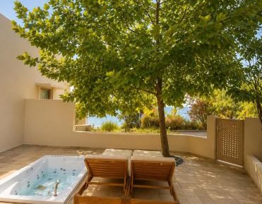 Superior Room with Jacuzzi