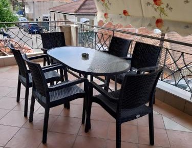 Superior One-Bedroom Apartment with Balcony