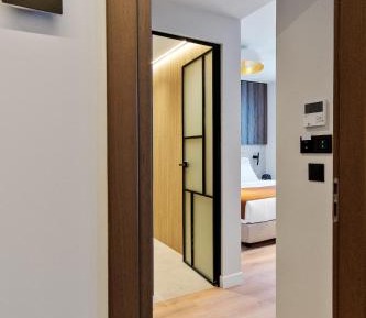 Premium Room with Street View