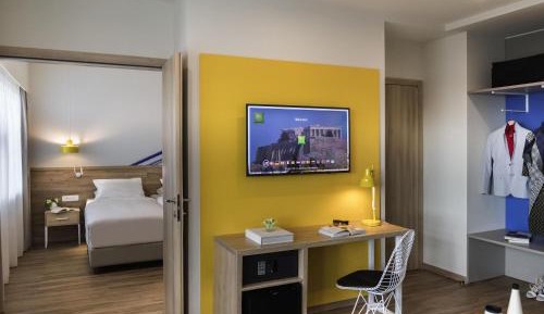 Premium Suite