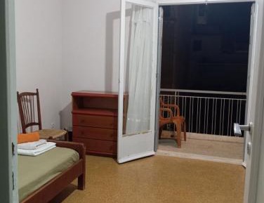 Economy Triple Room