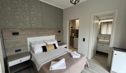 Superior Double or Twin Room with City View
