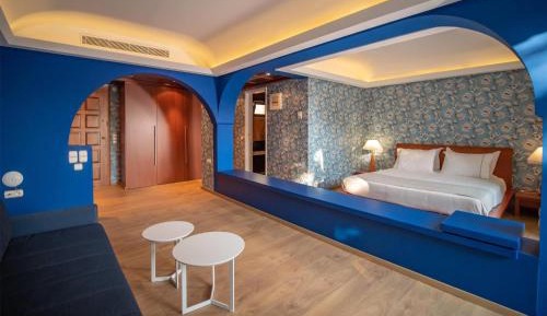 Premium Junior Suite with Garden View