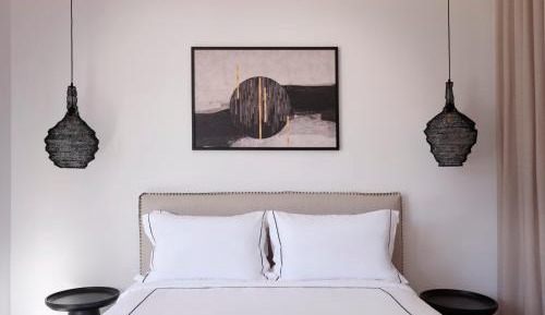 Signature Suite with Heated Jetted Tub
