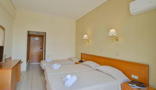 Economy Triple Room