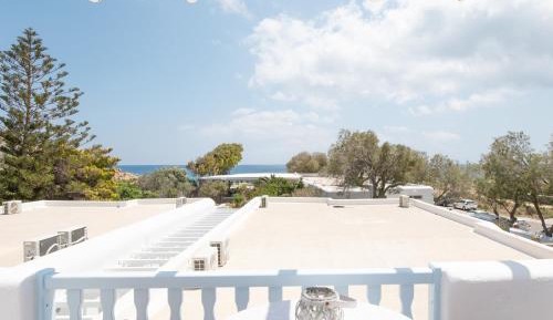 Double or Twin Room with Partial Sea View (Non Renovated)