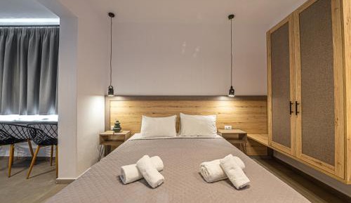 Superior One-Bedroom Apartment