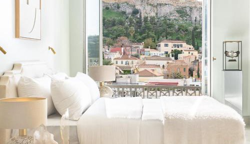 Acropolis Luxury Junior Suite