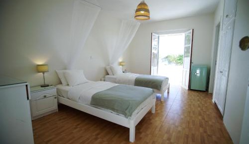 Double Room with Balcony and Sea View