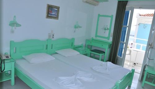 Standard Twin Room with Sea View
