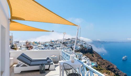 Suite with Hot Tub