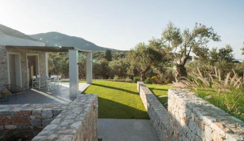 One-Bedroom Villa