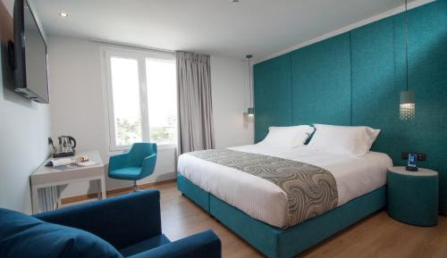 Deluxe Double or Twin Room with Acropolis View 