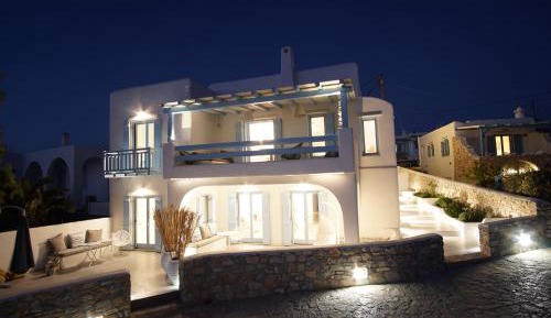 Deluxe One-Bedroom Apartment -Harmonia
