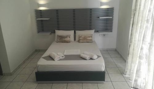 Deluxe Double Room with Balcony and Sea View
