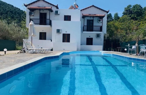 Stafylos Apartment | Skopelos Inn