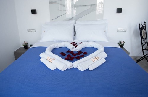 Vourvoulos Hotel | Nalu Suites