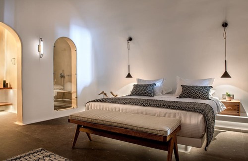 Messaria Hotel | Victoria Caves