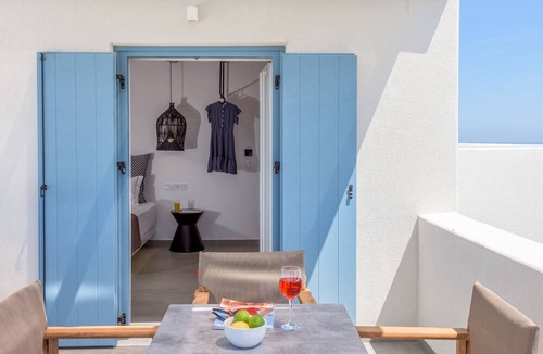 Milos House | Elements of Milos