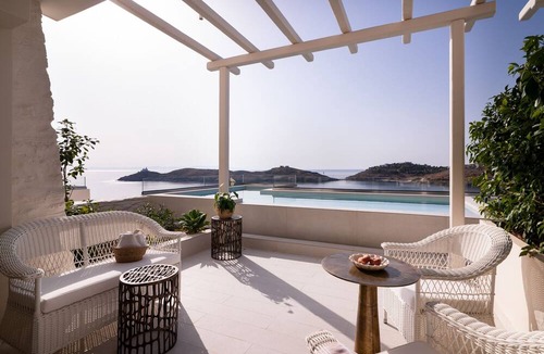 Vourkari Hotel | Ydor Hotel & Spa