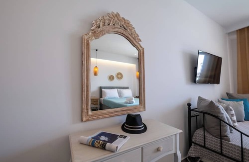 Perivolos House | Sand Gem - Beach Apartments