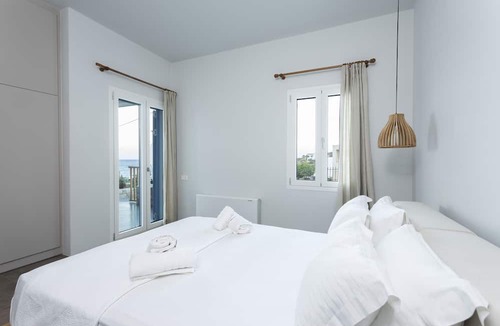 Agia Pelagia House | Alsea Seafront Apartments
