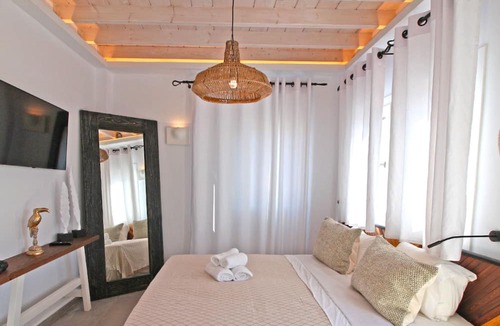 Ftelia Bed & Breakfast | Enalion Suites Mykonos