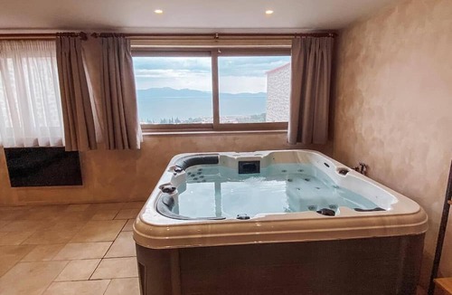 Gythio House | Mani Luxury Suites