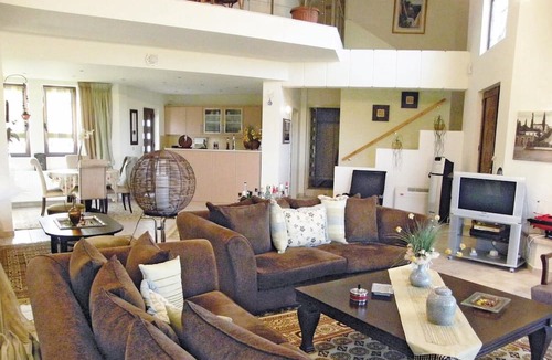 Molos-Agios Konstantinos Villa | Amazing Home in Kamena Vourla With Wifi and 9 Bedrooms