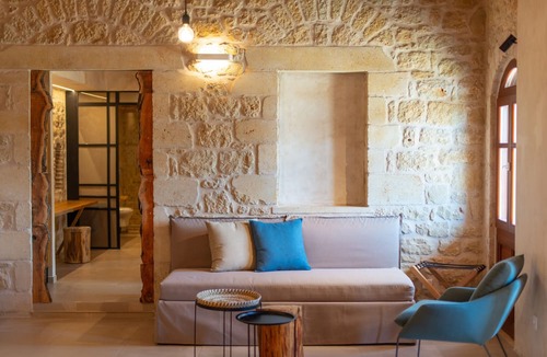 Karavostasi Hotel | Brazzo di Maina