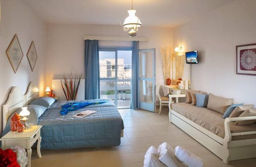 Skyros Town Apartment | Perigiali Hotel