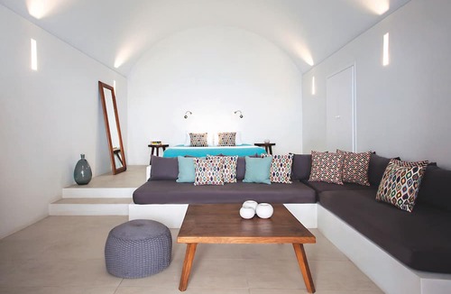 Imerovigli Hotel | Remezzo Villas