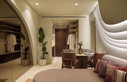 Agii Theodori Resort | Isla Brown Corinthia Resort & Spa, Curio Collection Hilton