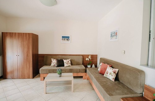 Vrahati House | Corinthian Village