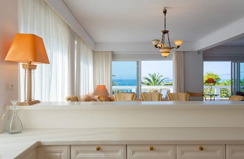Thymari Villa | Kamariyo Athens Riviera by A&D Properties