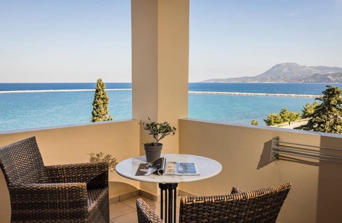 Sipiada Apartment | Griffon Kymi Hotel previously known as Valledi Village