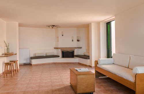 Sipiada Apartment | Griffon Kymi Hotel previously known as Valledi Village