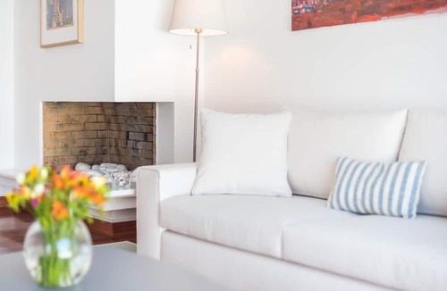 Elliniko Villa | Welcome to Lumen Villa the First of the Adelos Trilogy
