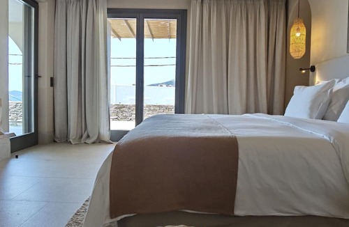Sifnos Hotel | NOS Hotel & Villas