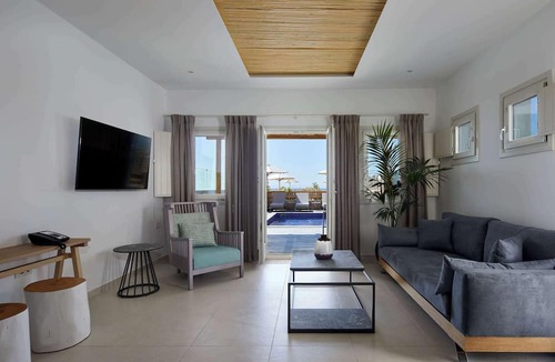 Exomytis Resort | Sea Breeze Santorini Beach Resort, Curio Collection Hilton