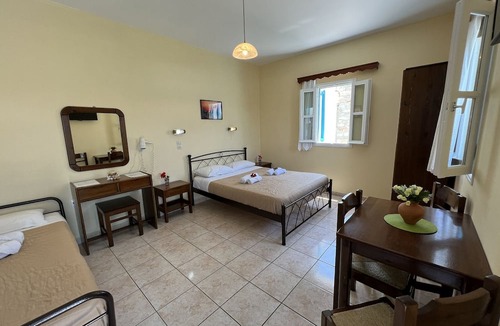 Katapola Hotel | Georgia Studios
