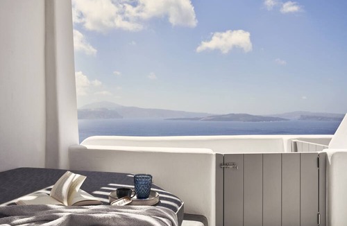 Oia House | Alisaris Caves