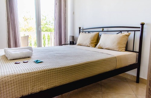 Lavrio Hotel | Nikolakakis Rooms Lavrio