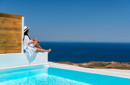 Vourvoulos Hotel | Siete Mares Luxury Suites
